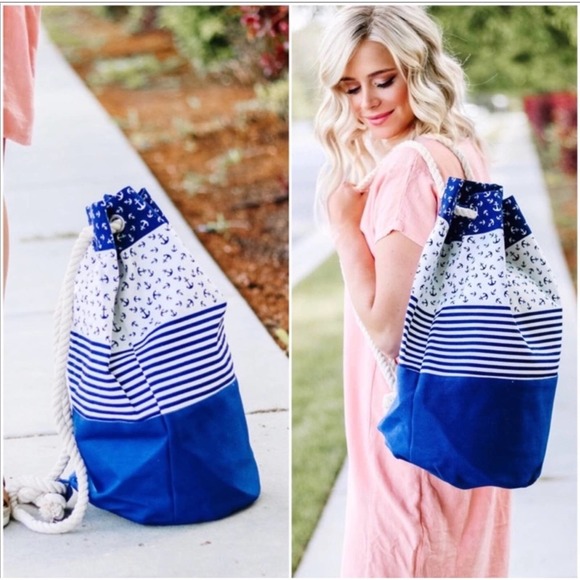 1 LEFT! Nautical Navy Ivory Beach Bucket Bag Tote Vacation Bag - Picture 3 of 7